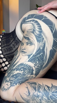 La ragazza gotica culona adora farsi scopare duro e deepth nel mio cazzo - jennvalk