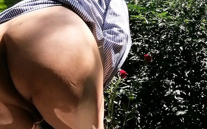 Marga9012: Mart123 în grădină.