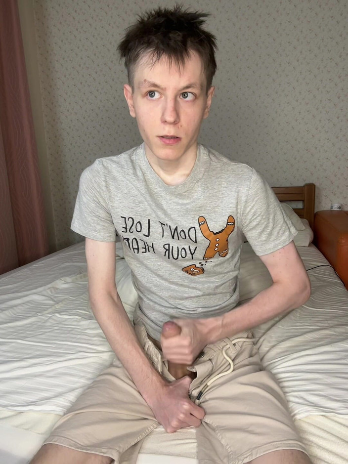 Morflot24: 3日間の禁欲がトゥインクベッドの洪水で終わる