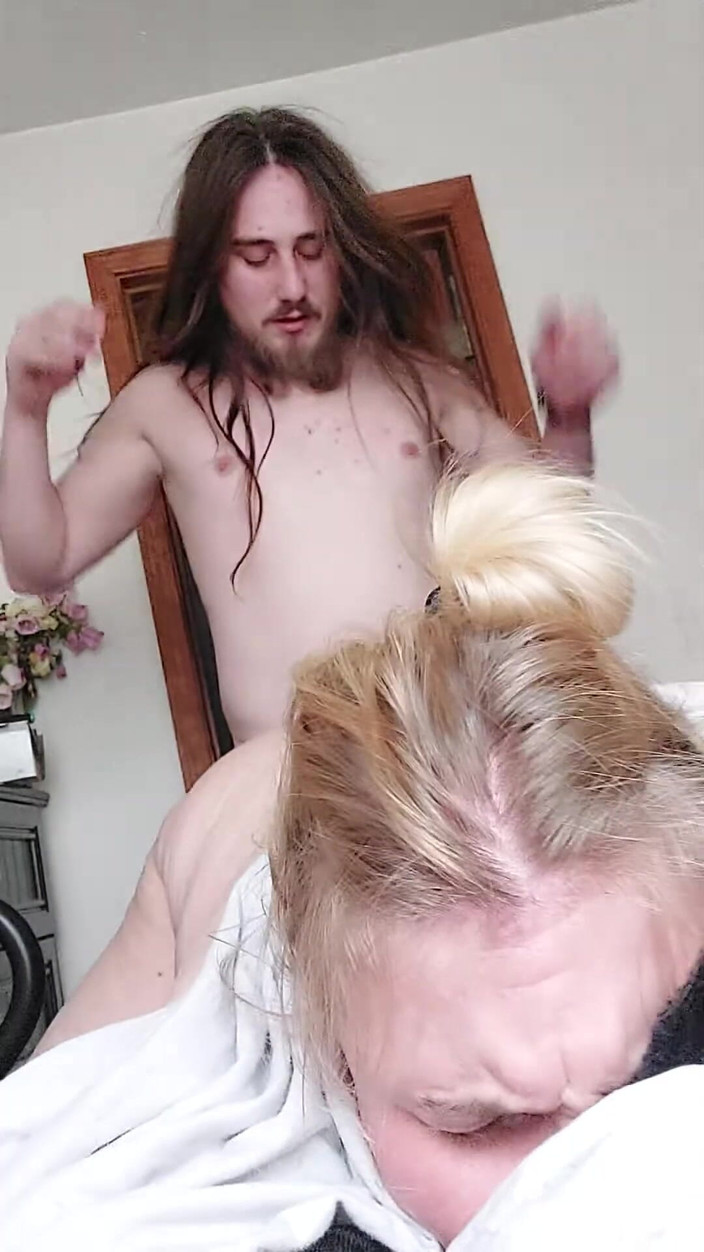 Brandy Topshelf: Ci siamo svegliati così