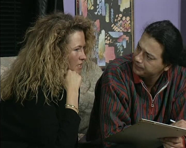 Deutsche Damen: Немецкая милфа скачет на хуе как профи в любительском видео