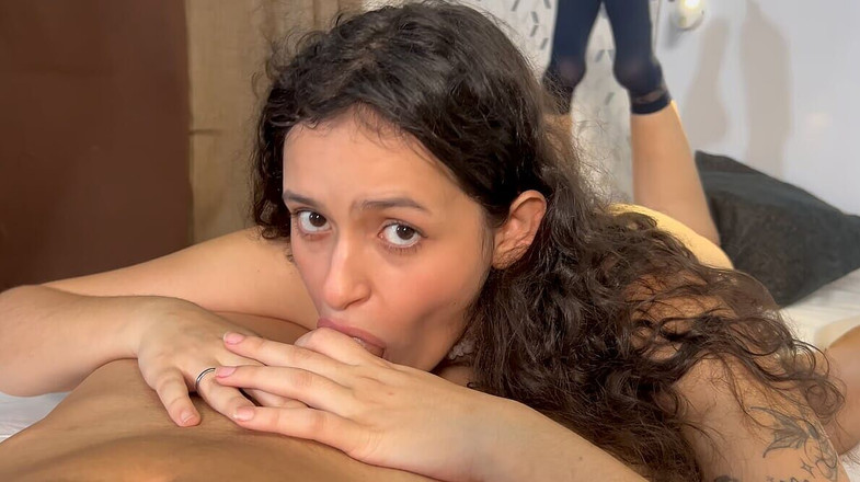 estebangamboa: 上司の妻は、従業員の一人のジューシーなチンポを味わいたい娼婦であることが判明しました