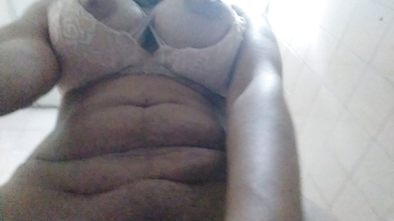 MuslimWifeyX: Video lengkap tante seksi arab lagi asik masturbasi dan muncratin...