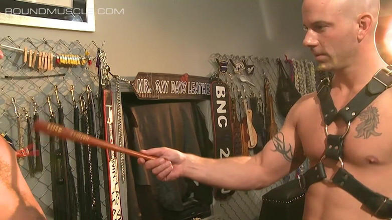 Bad boys bootcamp: 가죽 던전 - 5부