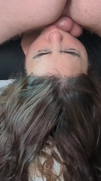 Upside Down Throat-pounding & a Messy Throat-pie