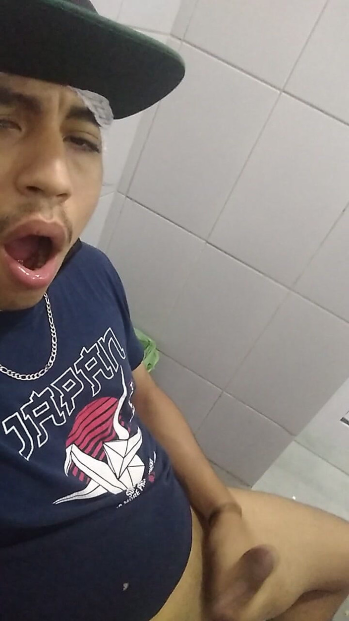 AlexAlejandro13: Andiamo un po' ai bagni pubblici