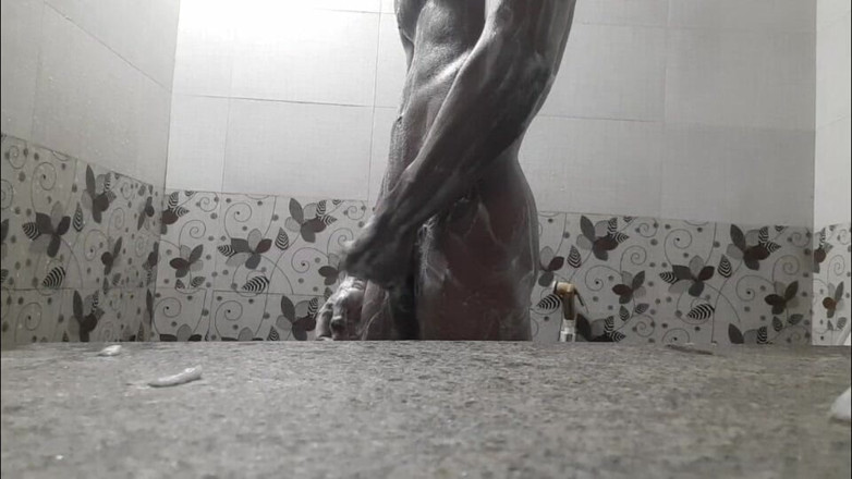 Wheyincognito: Horny Boy in the Bathroom Showering