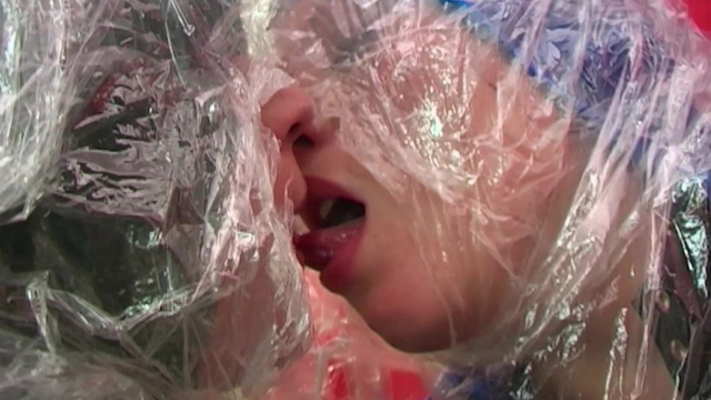 BDSM6.CLUB: Steamy Rainwear Fetisch-dreier mit geilen schätzchen