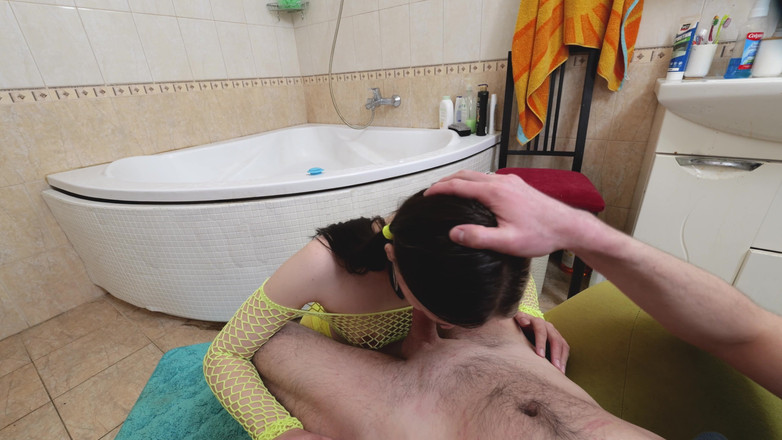 Oopsmodels: Bilik Mandi Tegar Tegar Dengan Cruella Bahagian 1