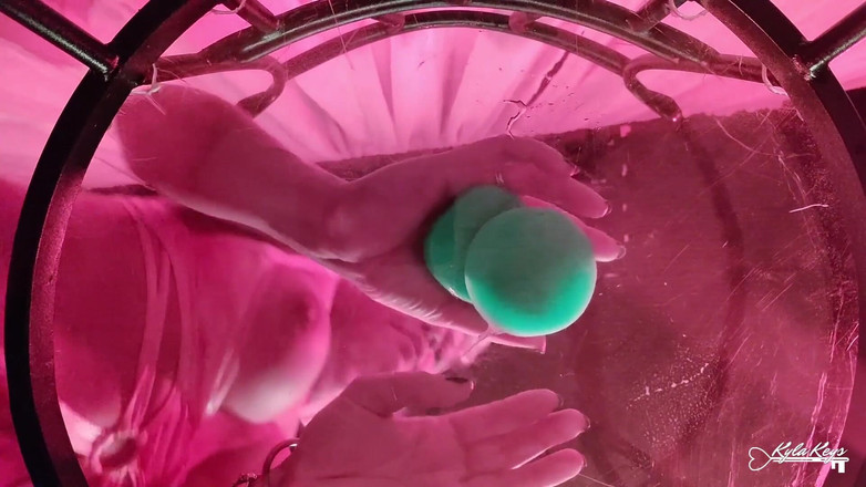 Kyla Keys: Pohled ze dna