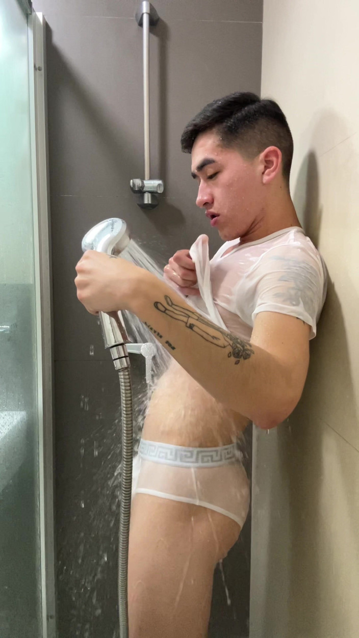 Johnny Hakson: Toma Una Ducha Conmigo