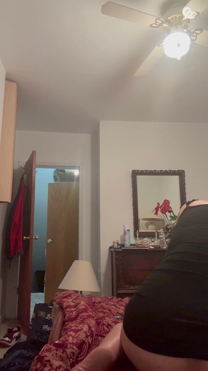 Kinky39: Black dress riding