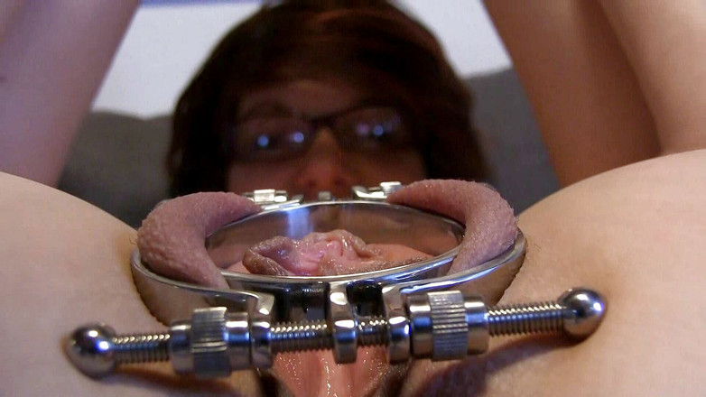 Popp Sylvie: fuckringを通してザーメン