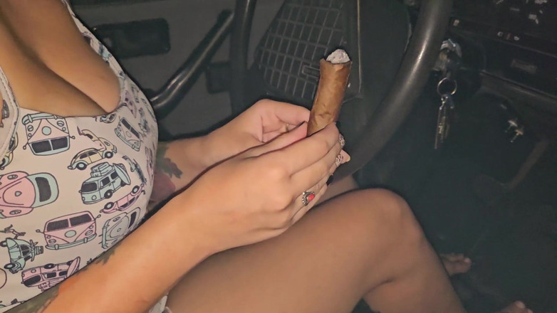 M4ndy: Smoking a Cigar Inside the Car