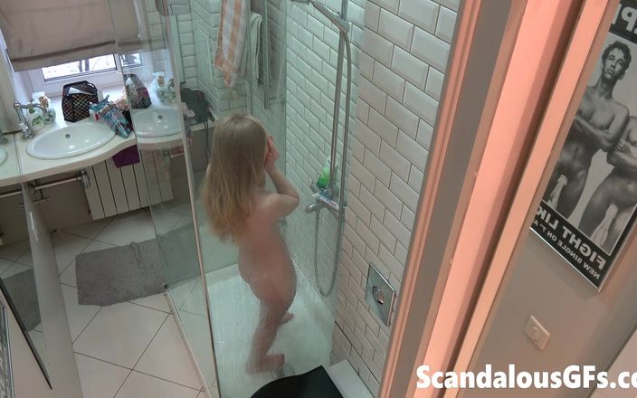 Scandalous GFs: Filming my teen girlfriend naked in the shower