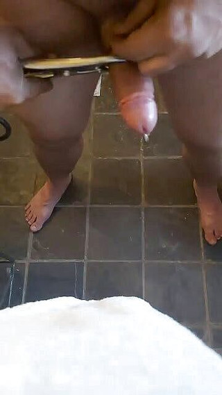 Sissy cumslut: Ngentot kontolku dengan elastrat