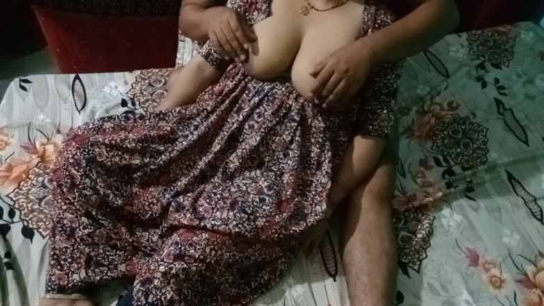 Manjushukla: Very Beautiful Bhabhi Having Sex with Her Husband