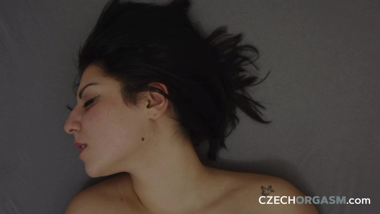 Czech Orgasm: Czech Orgazm 108: Bootylicious MILF - Big-ass Goddess Gets Naughty and Primal