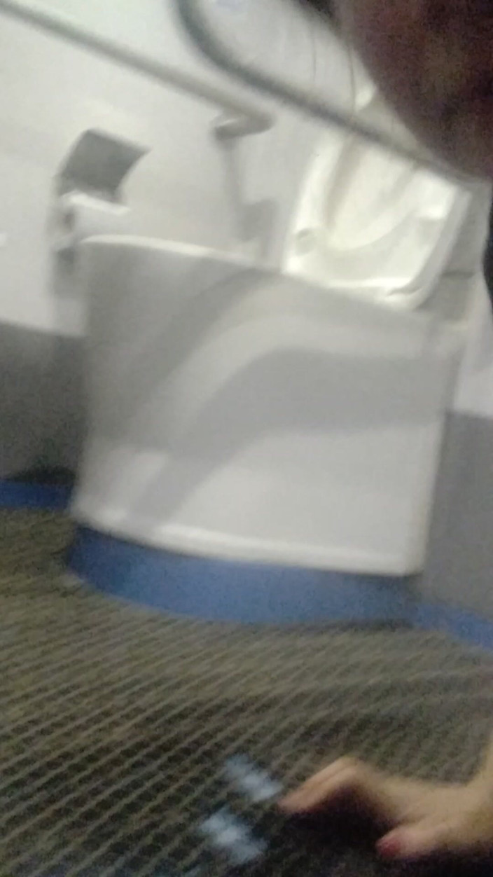 Naughty__Slave: Fisting anal, espaço, lamber o chão no vaso sanitário de...