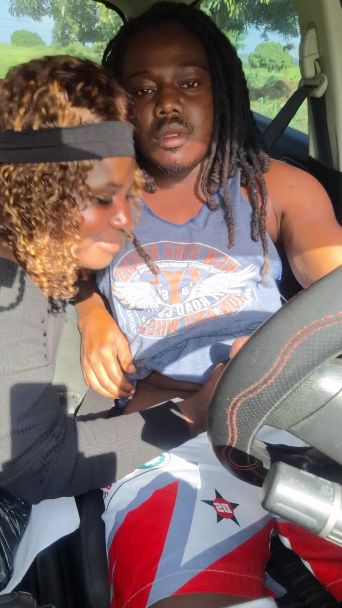 BMCs: Menghisap Ayam Besar Fucking Memandu Pada 100km