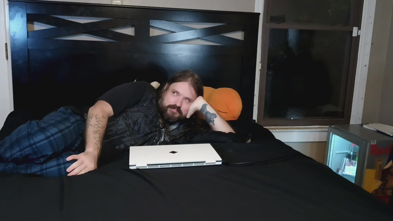 Haven Moss: La Moglie Cosplay Ha Sorpreso Il Marito a Giocare Giocherellona