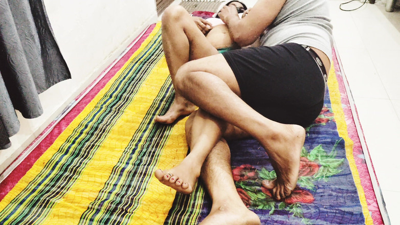 Divyaraj99: 여친과 함께