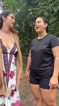 Me Mostre a Un Desconocido En La Calle, Dejo Que Me Toque Las Tetas Y Me Chupe Toda