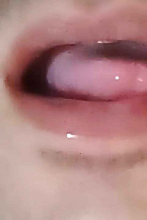 Gangbang straight: Usta po raz pierwszy przychodzi spermy w tunelu