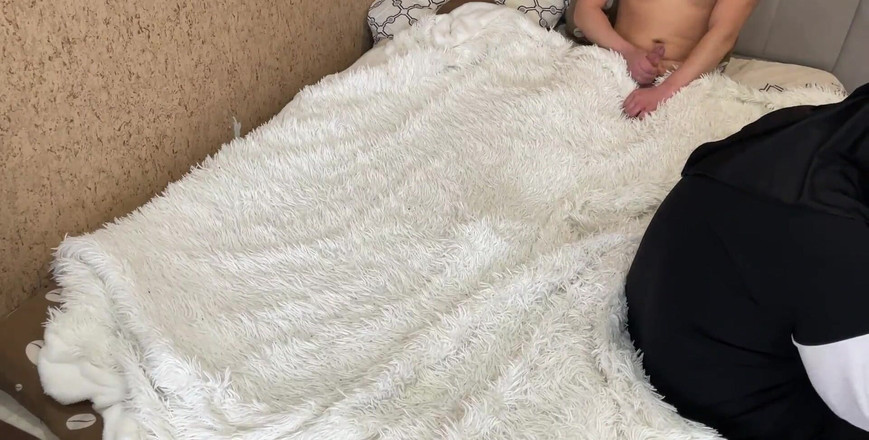 Lux Eva: Sborra sulla calzamaglia dell'araba miLF