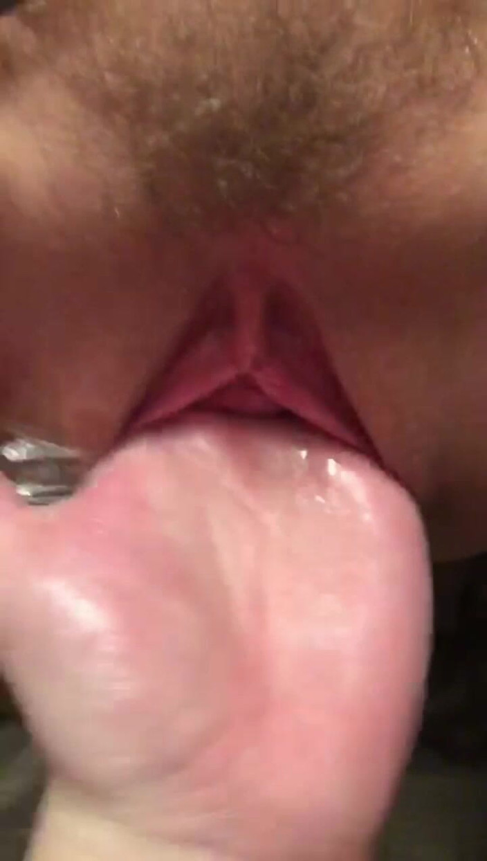 Crazywifeslut: Пизда crazywifeslut використовується величезним ділдо та пробкою