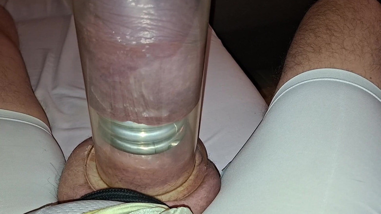 Monster_Meat_: लिंग पम्पिंग