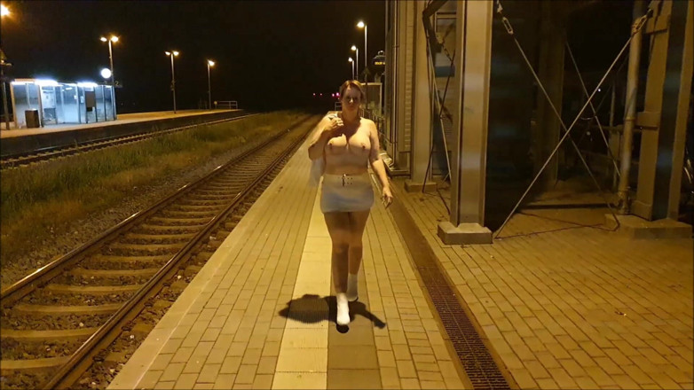UserBitch1: Pieprzony Na Peronie