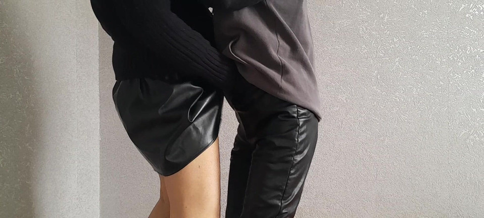 Lesbian-candys: Deux copines hétéroses essayent le sexe lesbien pour la première...