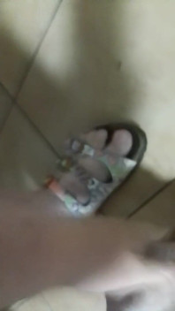 크리미한 슬리퍼