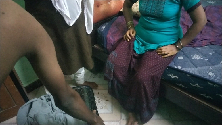 Benita sweety: 4P 热辣情侣在我家交换