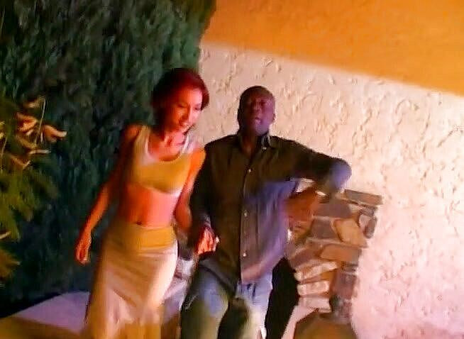 Java Consulting: Азіатська повія отримує грубий трах від великого чорного члена