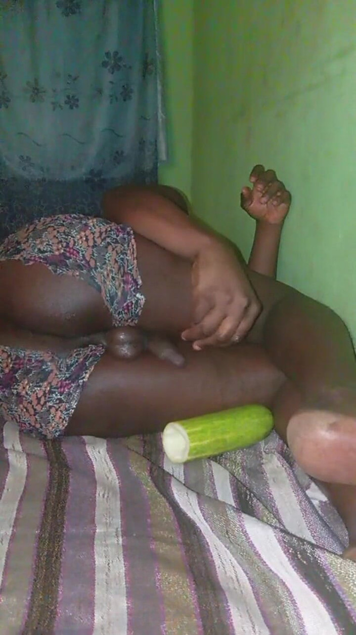 Badman4606: Jag knullar henne så trevligt och långsamt