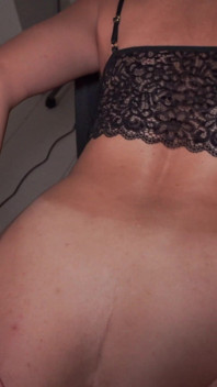 Stiefmutter alondra erwischt mich beim masturbieren - halsfick, stehpultfick &creampie