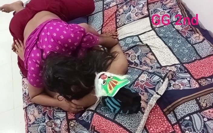 Girlgroup: Vreemdgaande Indische vrouw kont en poesje hard geneukt door Debor-meisjesgroep