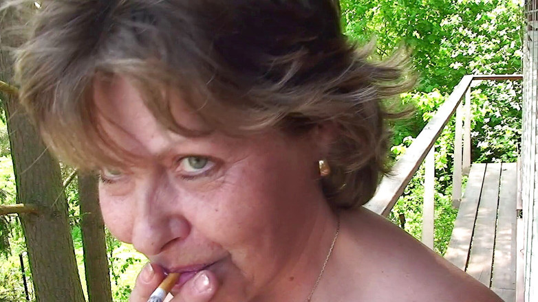 All Those Girlfriends: Milf donnamarie škádlí svého manžela před kamerou