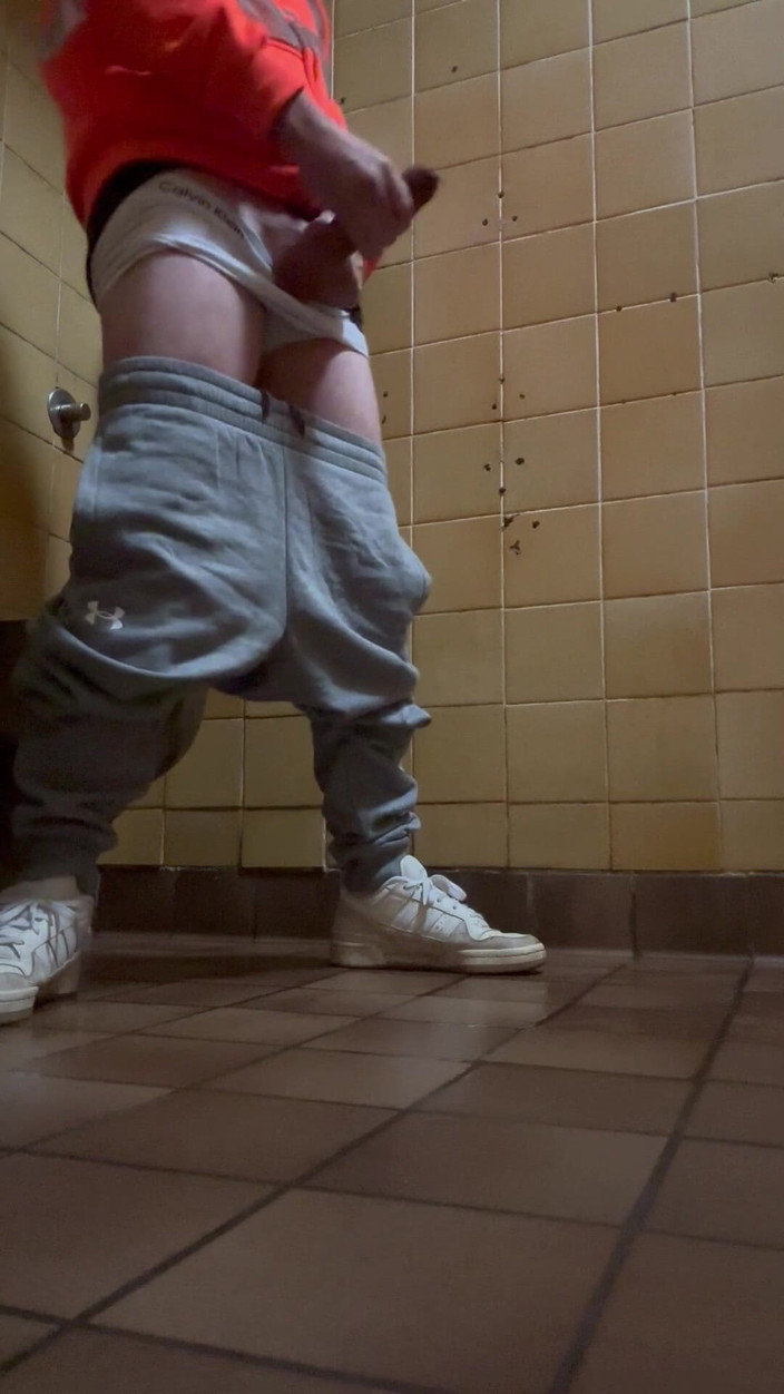 10 inch daddy: Sega in bagno