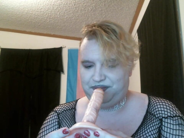 Roxxie rae page: 即席のチンコしゃぶり練習