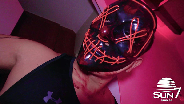 Sun7: Lesbijskie Halloween kończy się kurwą i stolarką w cipce gorących...