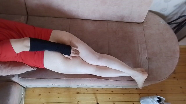 Kitty_Cross: Гладка шкіра і гріховні думки