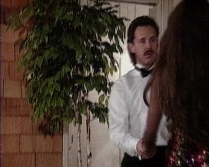 Filles Francaises: Nadržené francouzské děvky mají orgii v Mensionu