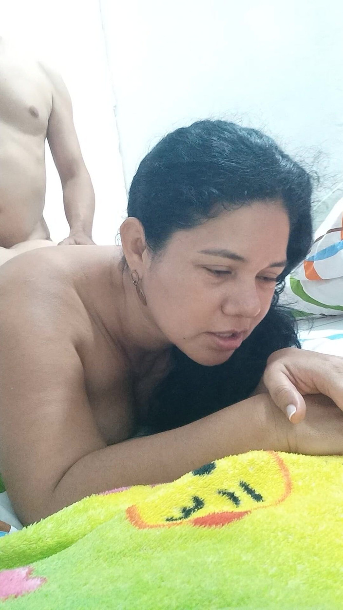 Valkyrie and Luigy Couple: My Slut Girlfriend Loves to Suck My Balls, Deep Throat...