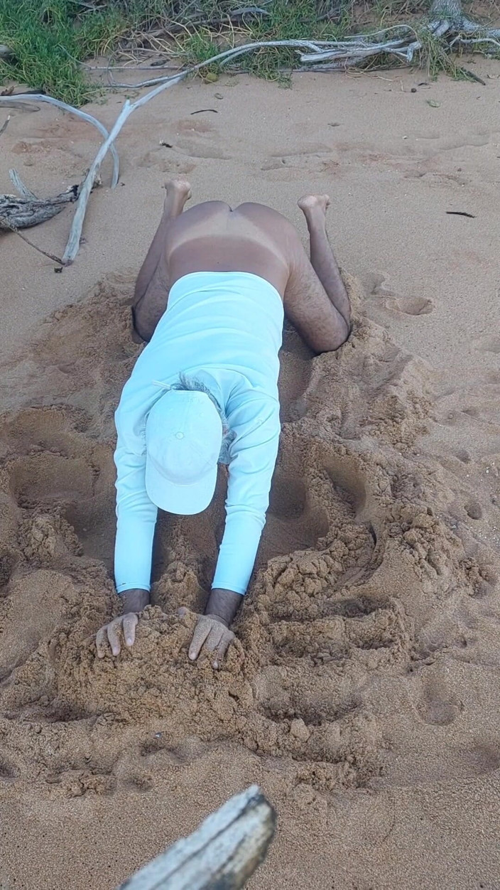 Ladysilvas: Ladysilva on the Beach My Hot Tanned Ass
