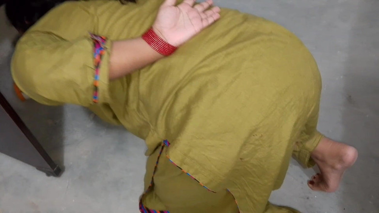 RedQueenRQ: 与继母发生性关系