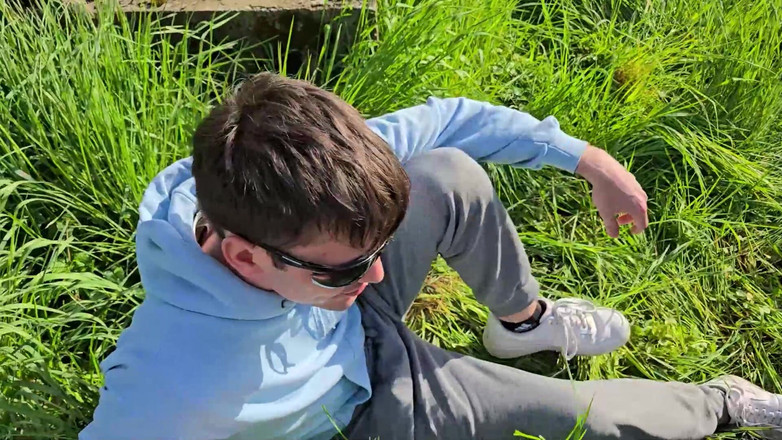 boyzxy212: Geje chłopcy pieprzą się na oklep przy stanowisku myśliwskim