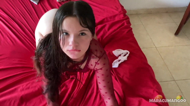 Maracumangoo: Punto di vista la tua sorellastra di 18 anni entra nella...